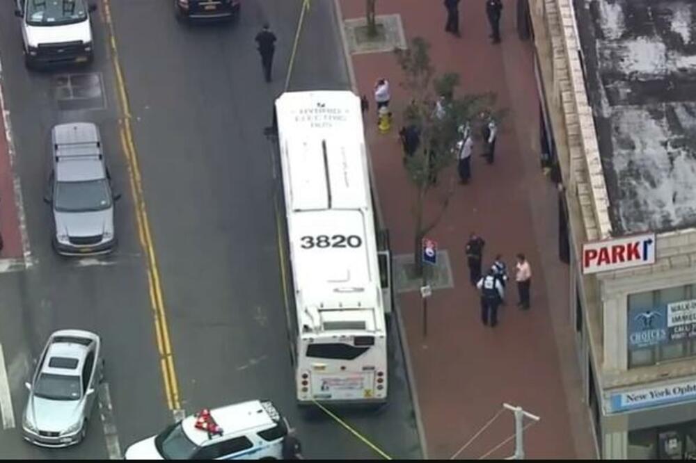 SEDAM INCIDENATA U NJUJORKU: Jedna žena poginula