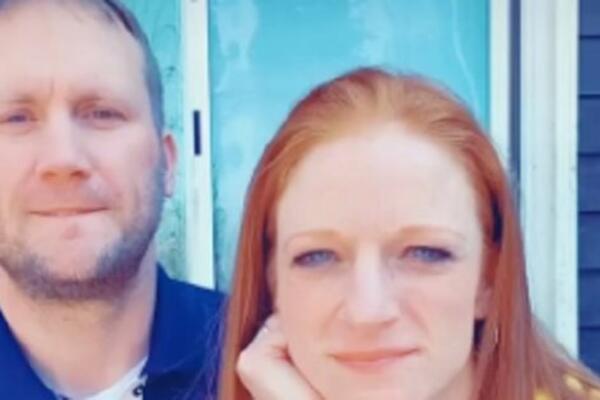 9 GODINA NISU MOGLI DA IMAJU BEBU, A ONDA SU URADILI 1 STVAR! Život im se OKRENUO NAGLAVAČKE, PRESREĆNI SU! (VIDEO)