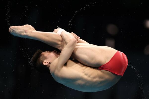 KINEZI DOMINIRAJU SKOKOVIMA U VODU: Osvojili i zlato i srebro!