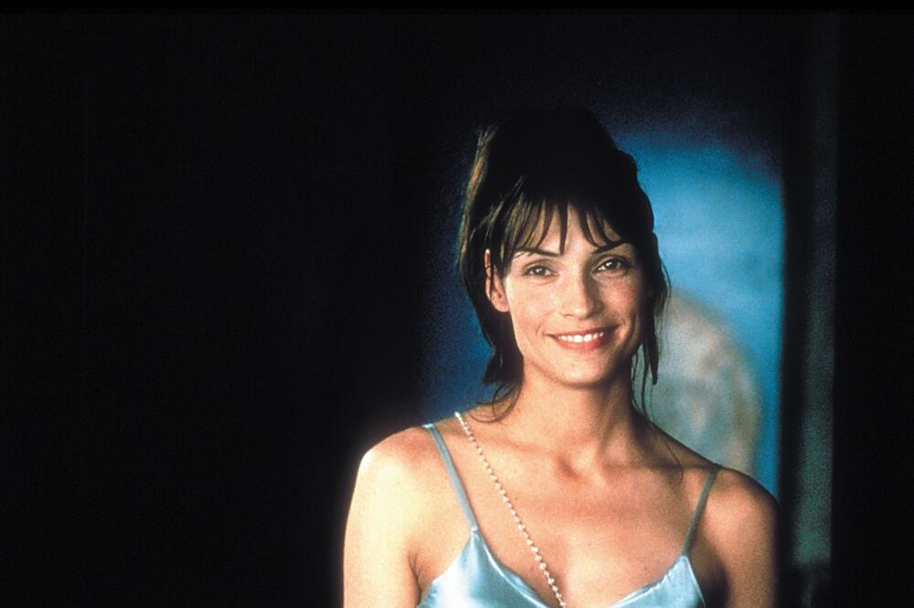 NEKADA JE BILA SINONIM ZA PRIRODNU LEPOTU, SADA SE UNIŠTILA OPERACIJAMA: Ledeno lice, ne može ni grimasu da napravi