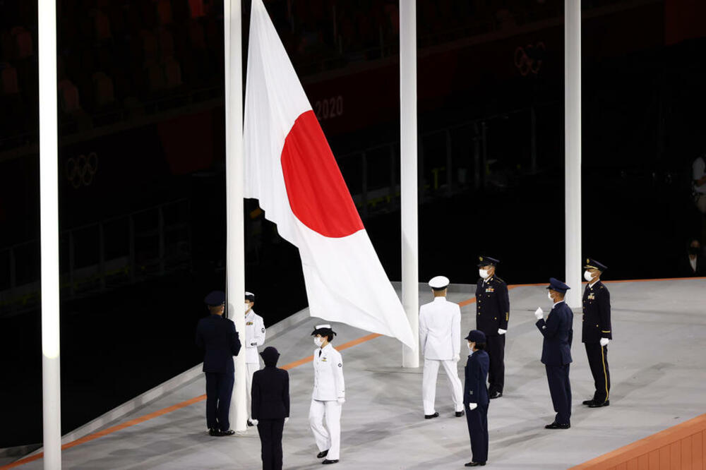 Zastava Japana, Ceremonija zatvaranja OI