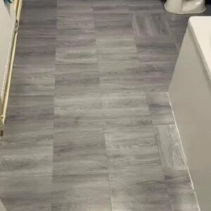 I laminat može da se stavi na zidove u tuš kabini: Odlično izdržava, lepo je, a baš je jeftino, gotovo za čas!