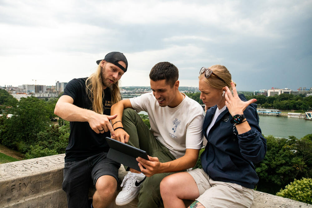 Huawei Watch 3 Pro pametni sat, zajedno sa dvoje avanturista, na pola puta da obori rekord!