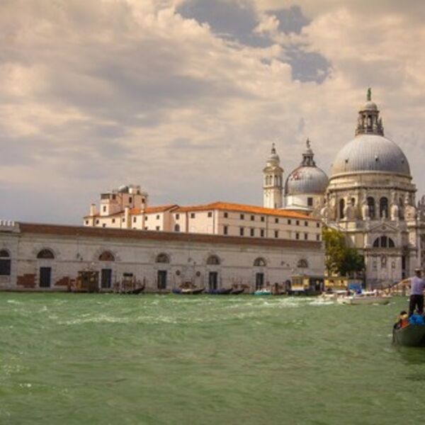 OD PARČETA PICE, PREKO GONDOLE, DO... Otišli u Veneciju na dan pa otkrili koliko ih je to koštalo - svi u šoku!