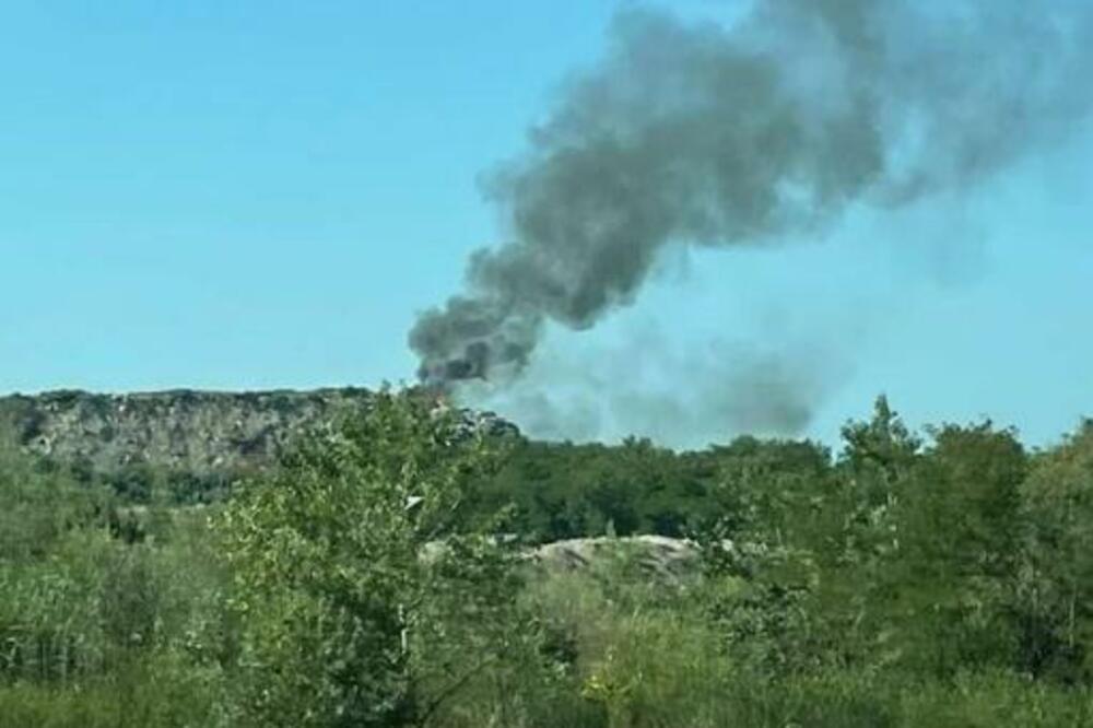 POŽAR U NOVOM SADU USPEŠNO LOKALIZOVAN: U gašenju učestvovalo više ekipa