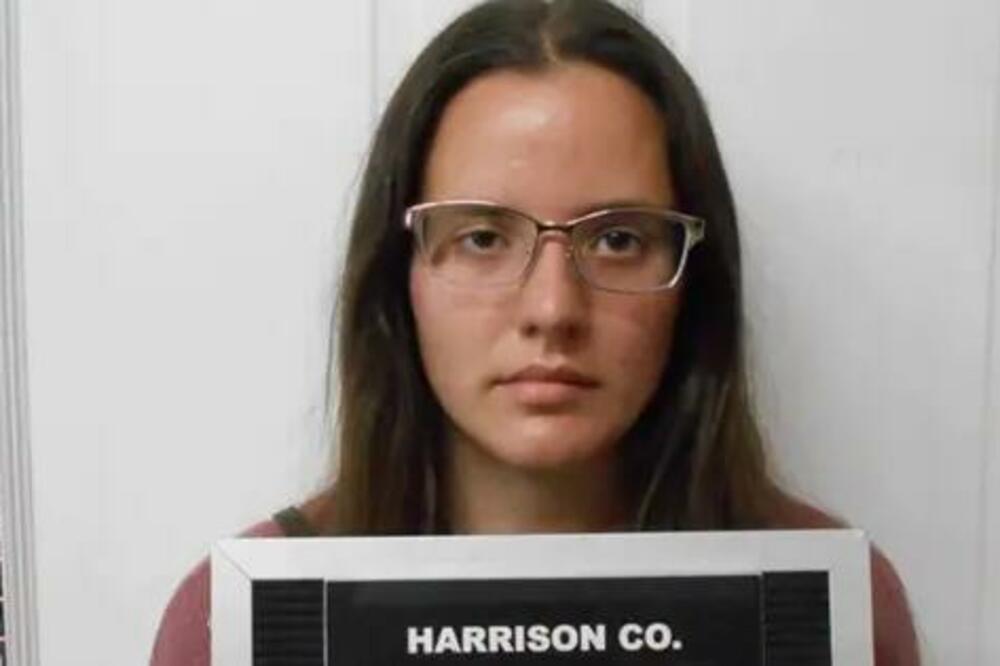 PRIMORALA UČENIKA NA SE*S U KOLIMA: Odgovaraće za DVE tačke seksualnog zlostavljanja, JEZIVO