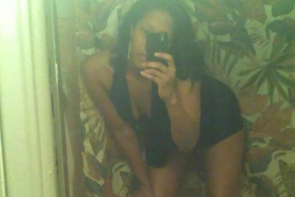 OTAC JOJ JE SVETSKI POZNATI REPER I VALJA SE U MILONIMA A ONA ŽIVI KAO BESKUĆNIK! Nema dinara u dugovima do guše!