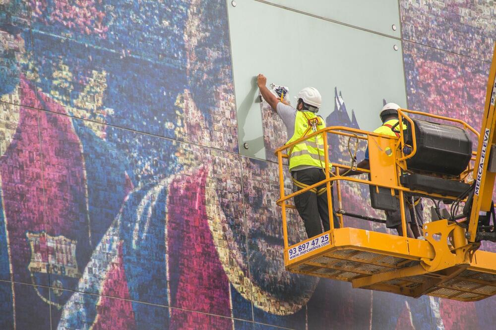 Kamp Nou, Lionel Mesi