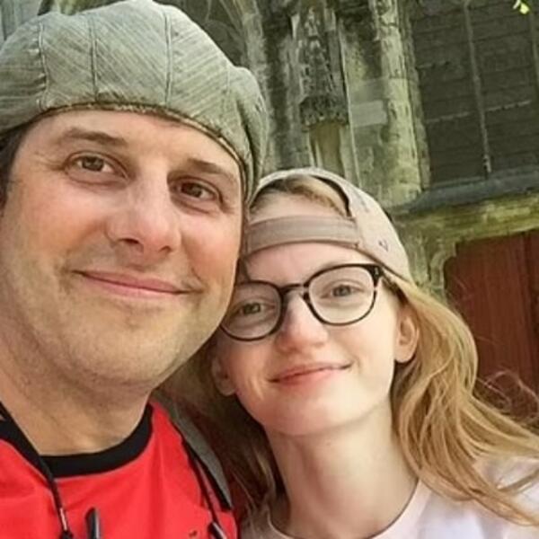 TINEJDŽERKA (19) FRAPIRALA RODITELJE SVOJOM VEZOM: Zalepila se za muškarca (47), ALI TO NIJE SVE!