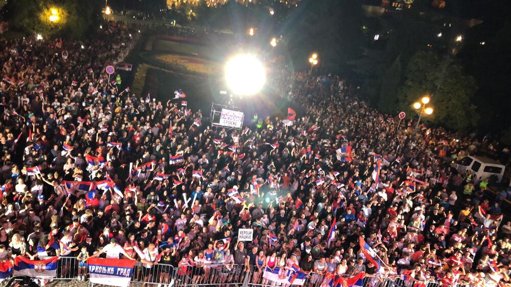 Doček olimpijaca ispred Skupštine grada