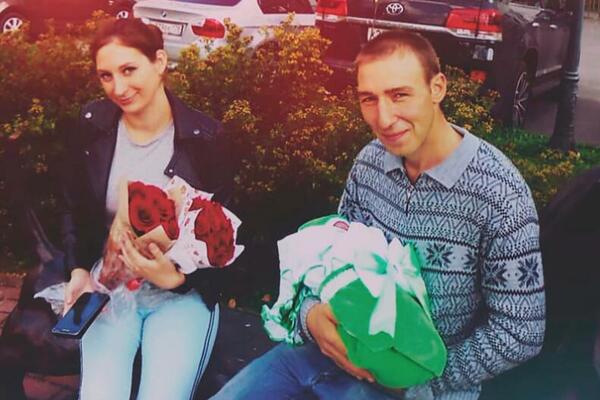 BIZARNA SMRT: Ruski par UMRO od trovanja hranom koju SRBI OBOŽAVAJU, izaziva PARALIZU i PREKID disanja