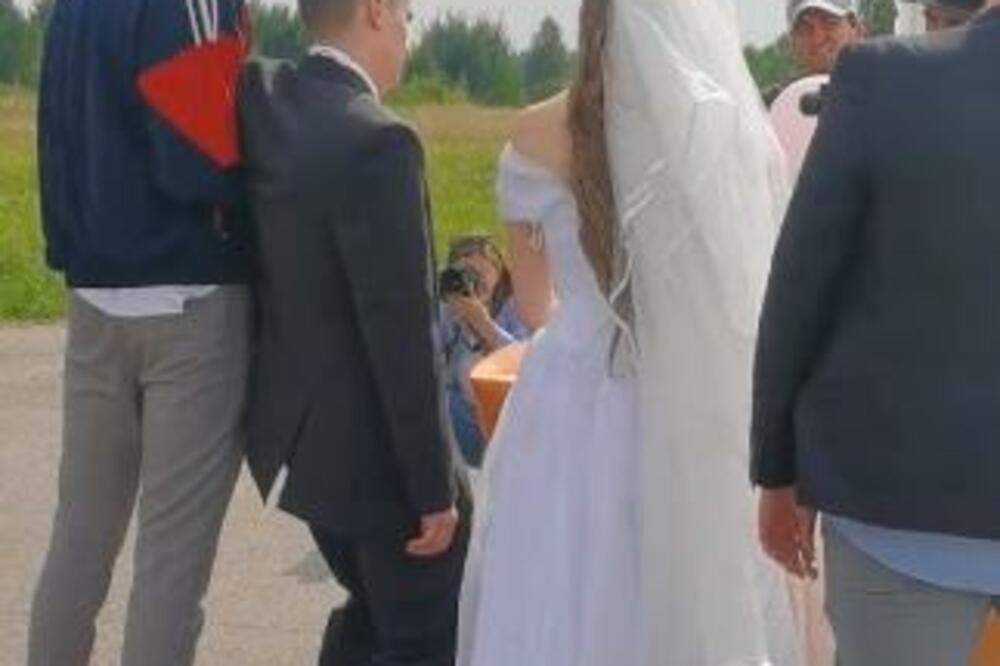 MLADOŽENJA PIJAN K'O ČEP: Ono što je uradio pred MATIČAREM svet još nije video!