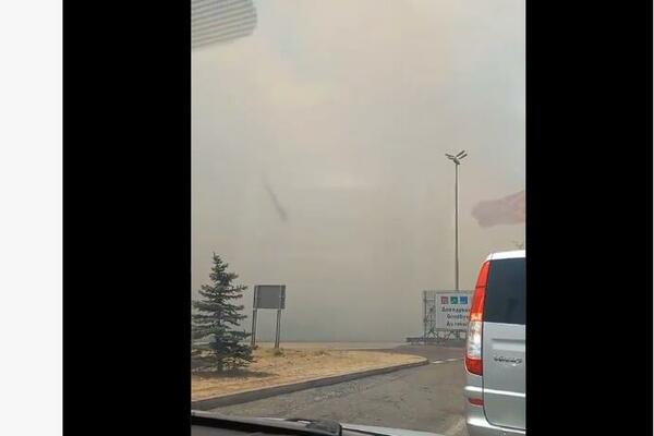 IZBIO POŽAR NA GRANIČNOM PRELAZU PREŠEVO: Pepeo padao po automobilima! (VIDEO)