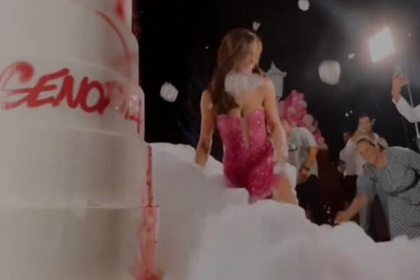 EMOTIVNO JE ISPUNJENA OD KADA SE RODILA! MILICA PAVLOVIĆ NAPRAVILA ROĐENDAN ZA PAMĆENJE: Progovorila o PORODICI!