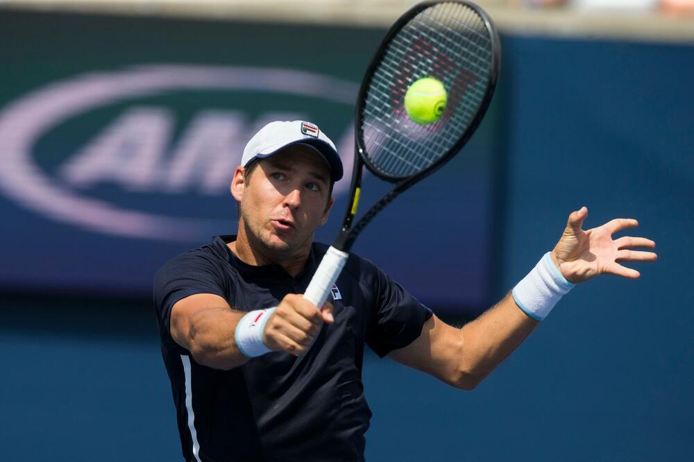 LAJOVIĆ BEZ ČETVRTFINALA - NEMOĆAN PROTIV 12. IGRAČA SVETA: Cicipas silovit na Mastersu!