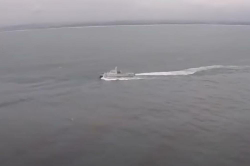 JAPANSKI BROD SE NASUKAO I PREPOLOVIO! Na njemu bio 21 član posade u trenutku nesreće!