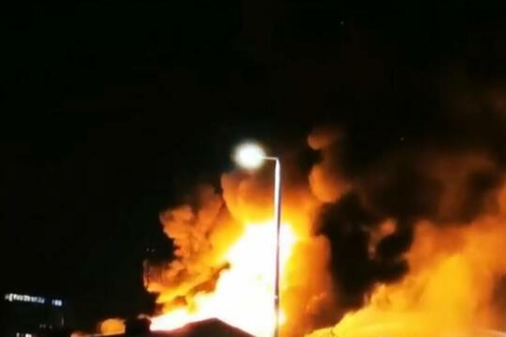 PONOVO BUKNUO POŽAR NA NOVOM BEOGRADU: Pojavio se STRAVIČAN SNIMAK! (VIDEO)