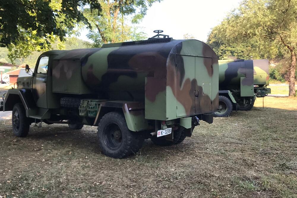 MORAVIČKI OKRUG NAPOKON DOBIO PIJAĆU VODU: Vojni saniteti obradovali sve sugrađane