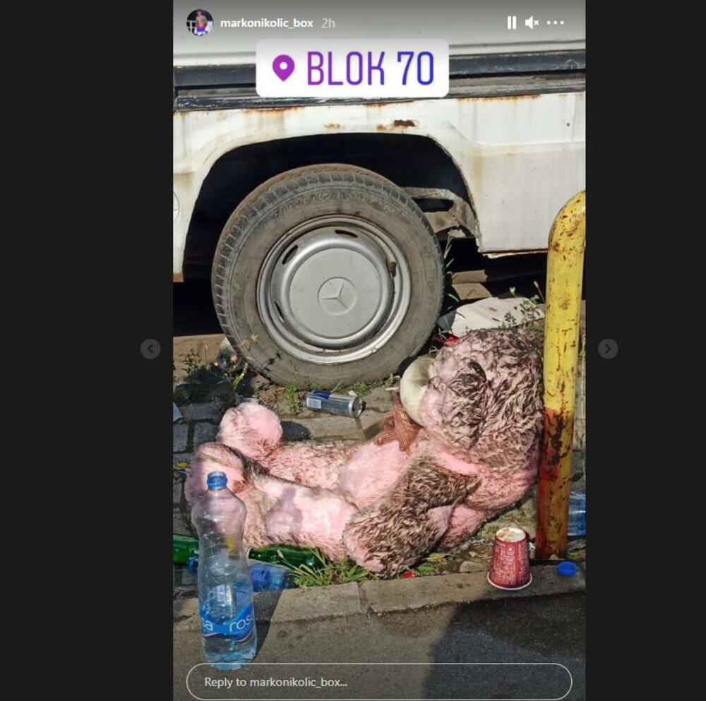 Marko na mestu gde je izbio požar u bloku 70