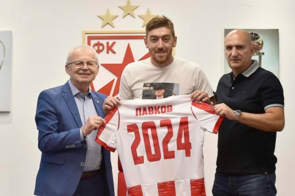 MILAN PAVKOV PRODUŽIO UGOVOR SA ZVEZDOM: Opravdaću poverenje svih u klubu, ne živi se od stare slave!
