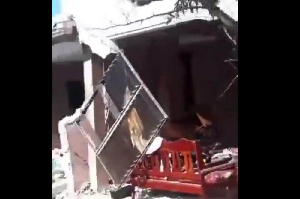 PRVI SNIMCI NAKON RAZORNOG ZEMLJOTRESA U HAITIJU: Apokalipsa! (VIDEO)