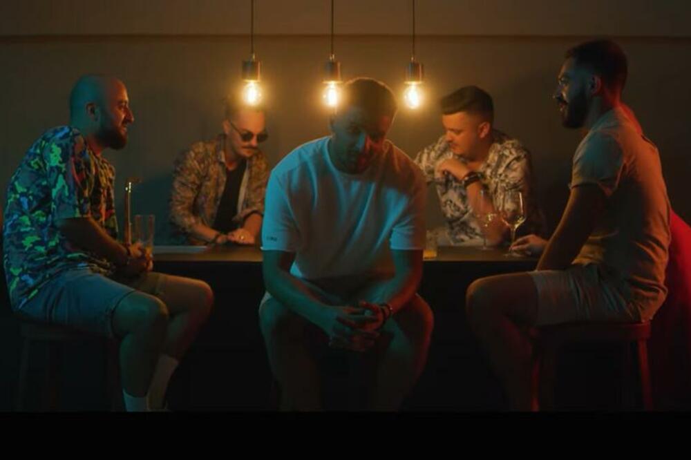 NOVA PESMA LAPSUS BENDA: Premijera na rođendan frontmena grupe!