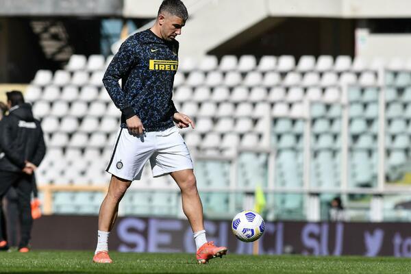 DA LI OVO ZNAČI I KRAJ KARIJERE: Kolarov sutra napušta redove Intera!