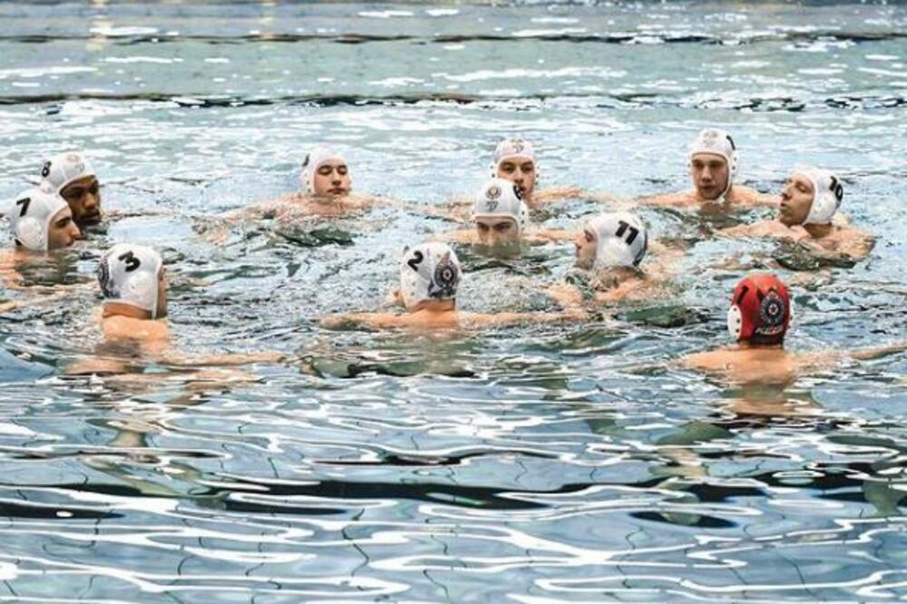 BANJICA OSTAJE PARTIZANOVA KUĆA: U narednih pedeset godina klub neće imati problema oko bazena