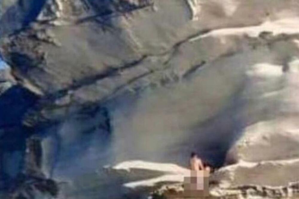 PAR UHVAĆEN U ŽESTOKOM ODNOSU NASRED PLAŽE: Prolaznici ostali u ŠOKU, a i VI ĆETE! Ne mare NI ZA ŠTA! (FOTO)