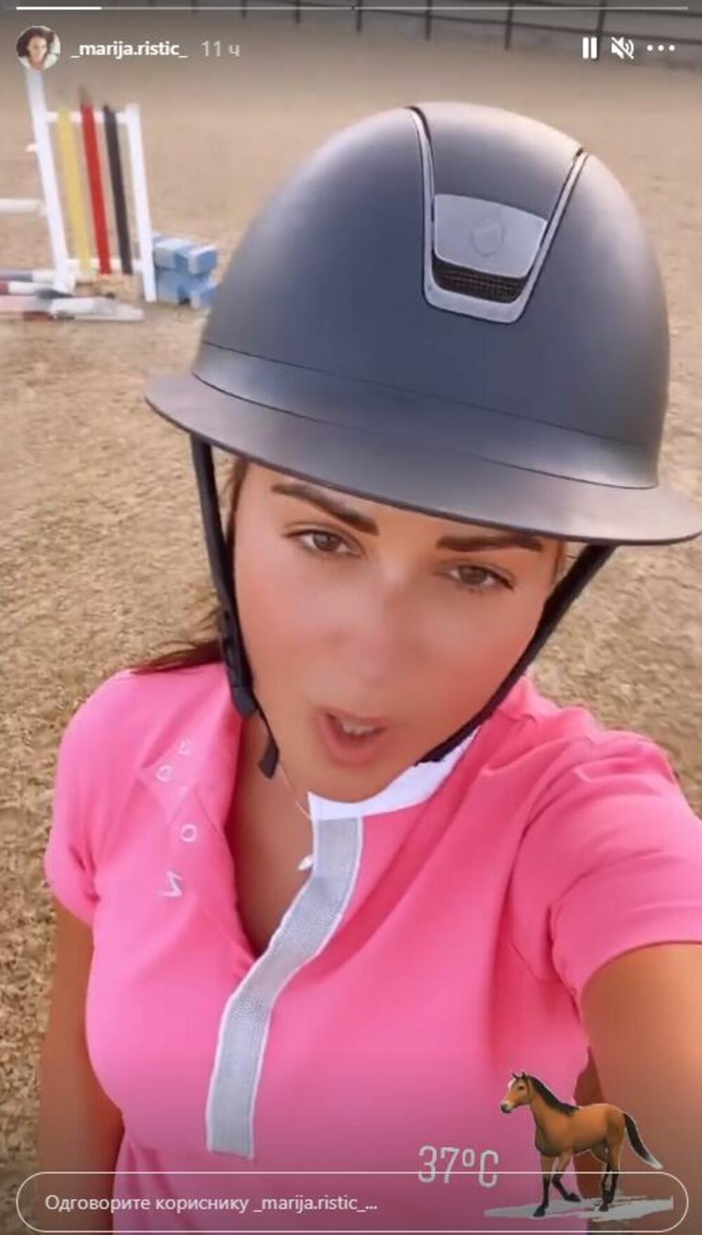 SVASTIKA NOVAKA ĐOKOVIĆA JE LJUBITELJ SKUPOG SPORTA!Avgustovske dane ...