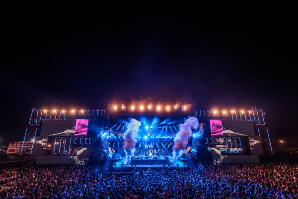 MUSIC WEEK FESTIVAL IPAK 3 DANA, ALI U POJAČANOM SASTAVU: NASTUPAJU KARLEUŠA I SENIDA!