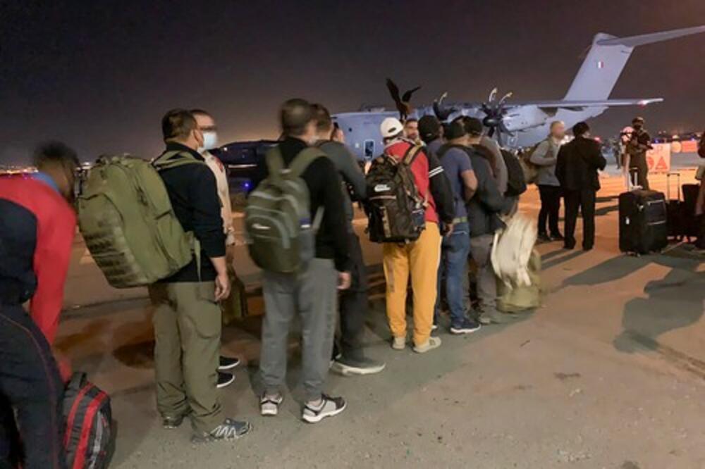 U TOKU JE EVAKUACIJA SRBA IZ KABULA: Prijavljeni su na let na nemačkom avionu i trenutno su na bezbednom!