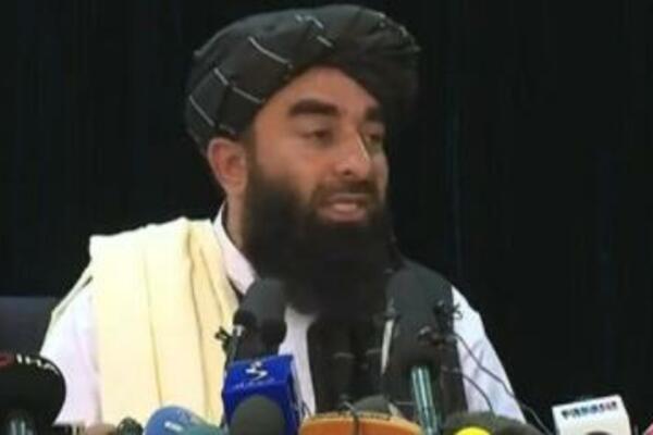 TALIBANI SE OBRAĆAJU SVETU: Upravo su progovorili o BUDUĆNOSTI AVGANISTANSKIH ŽENA! Pazite samo šta su REKLI!