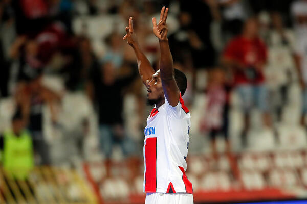 Legendarni Big Ben posetio bivši klub pred Linkoln - "nedostaješ mi mnogo" (Video)