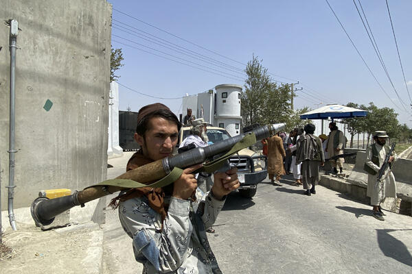ZVANIČNIK SAD-A IZJAVIO: Iza napada na aerodrom u Kabulu stoje ONI!
