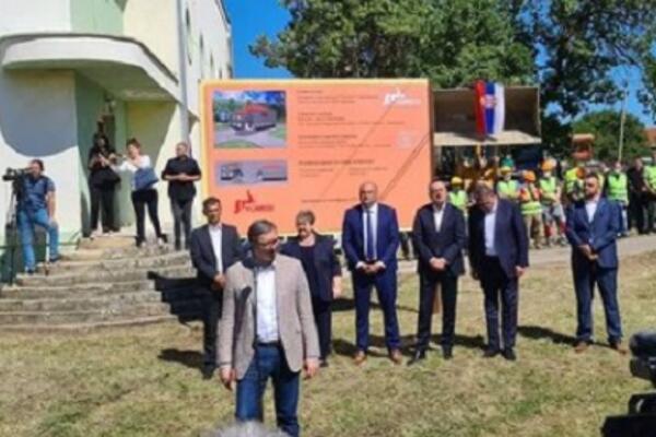 VUČIĆ OBIŠAO PROKUPLJE, BLACE I BRUS: Predsednik najavio brojna ulaganja u tri opštine (VIDEO)