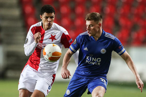 LESTER ČUVA SVOJE BISERE: Harvi Barns produžio ugovor sa "Lisicama"!