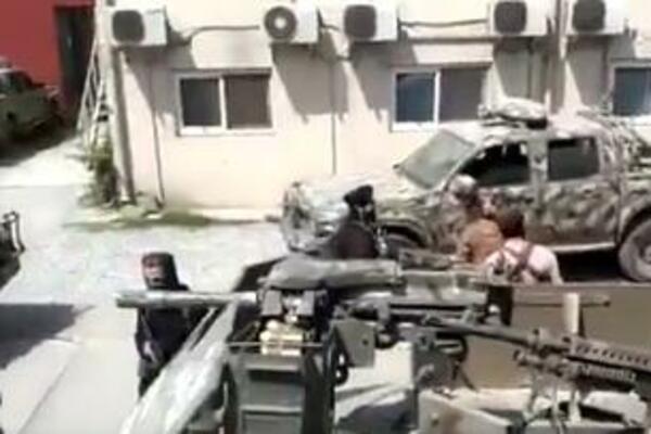 HILJADE BORACA SPREMNO BA BORBU PROTIV TALIBANA! Jedna provincija odlučila da pruži otpor