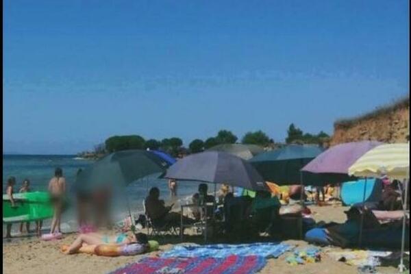 SRPKINJA ISPRIČALA ŠTA SU ZEMLJACI RADILI NA PLAŽI U GRČKOJ I SVI SU ZGROŽENI: "Evo, ovde u rupu..."