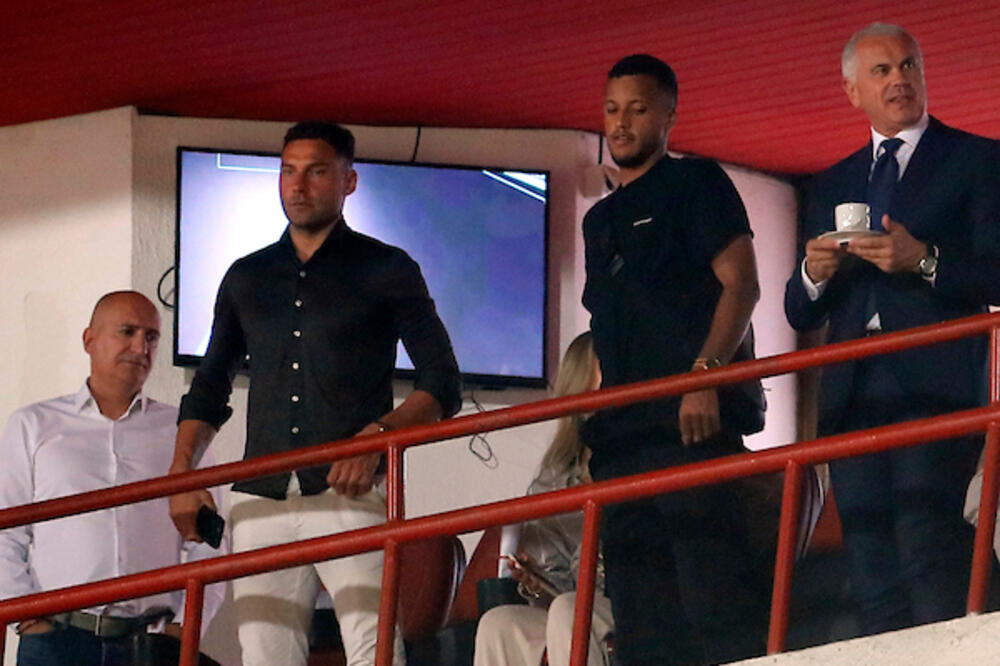 PROCURELI DETALJI ŽIVKOVIĆEVOG UGOVORA: Rišairo potpisuje u ponedeljak, Zvezda pristala na zanimljive bonuse!