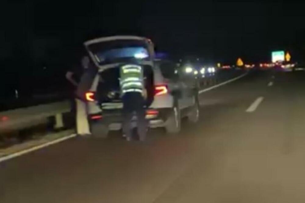 KOLAPS NA AUTO-PUTU KOD VRČINA: Došlo je do lančanog sudara, nekoliko osoba poslato je u bolnicu! (FOTO)