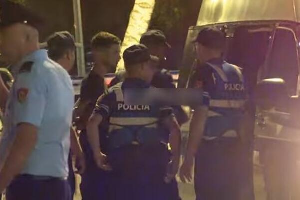 ONI SU BACALI SUZAVAC NA KONCERTU GORANA BREGOVIĆA? Pogledajte akciju ALBANSKE POLICIJE! (VIDEO)