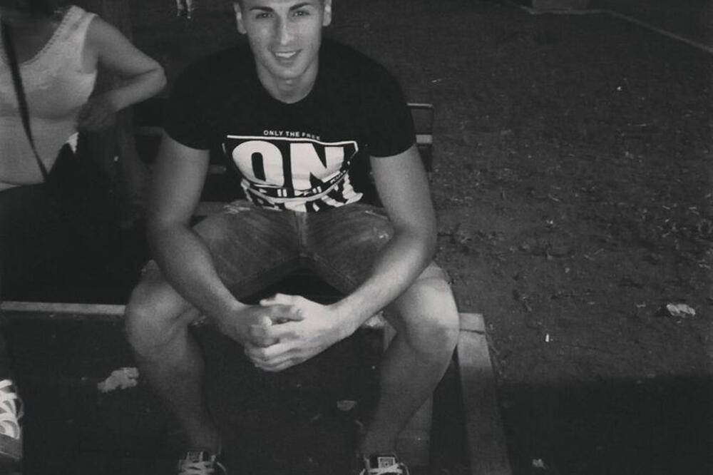 FUDBALER (26) IZ LESKOVCA POGINUO NA OHRIDSKOM JEZERU! Skočio sa stene i polomio vrat, 12 dana bio u komi, TUGA!