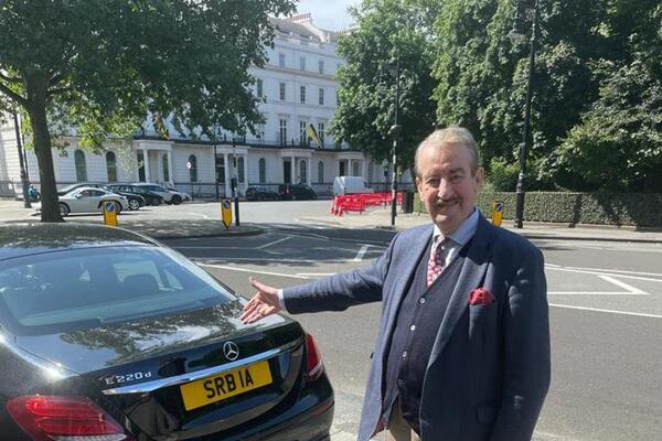 BOJSI POSTAJE SRBIN! Čuveni glumac podneo zahtev za SRPSKO DRŽAVLJANSTVO, odglasio se i Vesić!