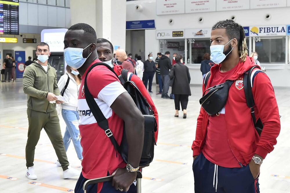 ZVEZDA KRENULA U RUMUNIJU: Stanković odabrao 23 putnika za revanš sa Klužom - nema Falka!