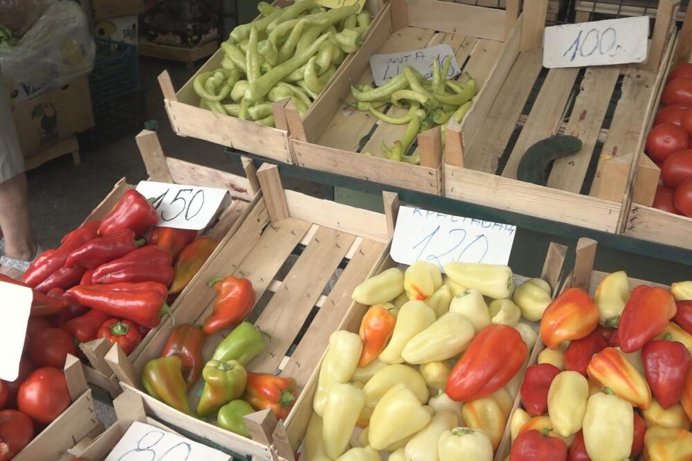 SRBI OVO POVRĆE NAJVIŠE JEDU, A NE ZNAJU DA MOŽE DA BUDE ŠTETNO: Ovih 5 namirnica svi vole i misle da su BAŠ ZDRAVE