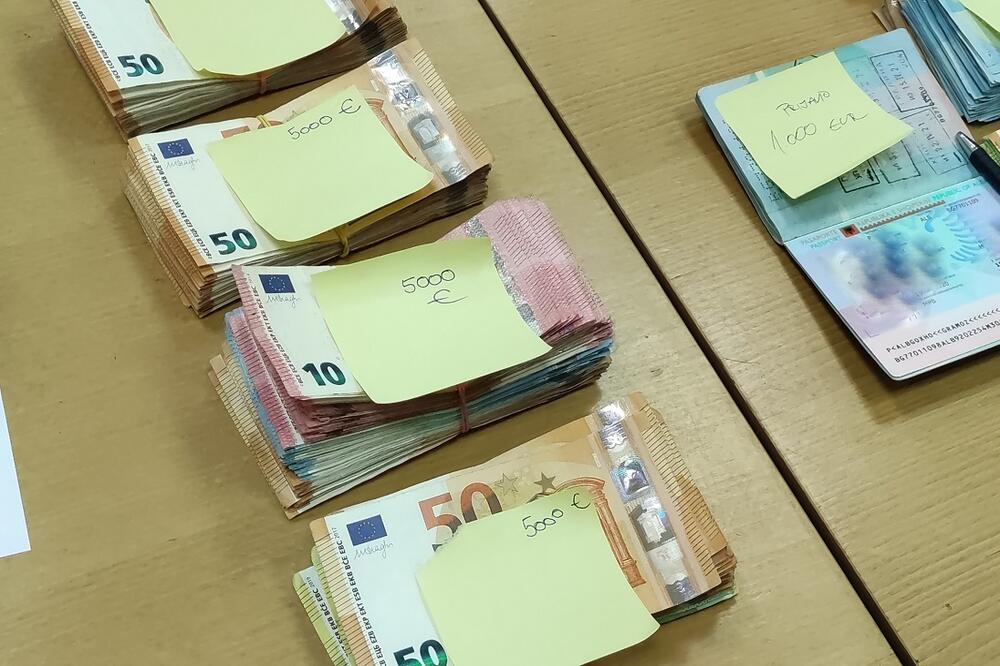 CARINICI ZAPLENILI OGROMAN NOVAC OD ALBANACA! Na Horgošu se desila neviđena akcija