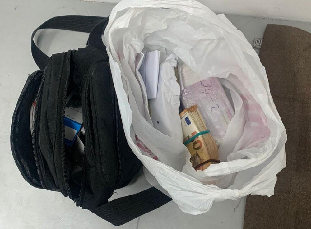 Zaplena novca, Novac