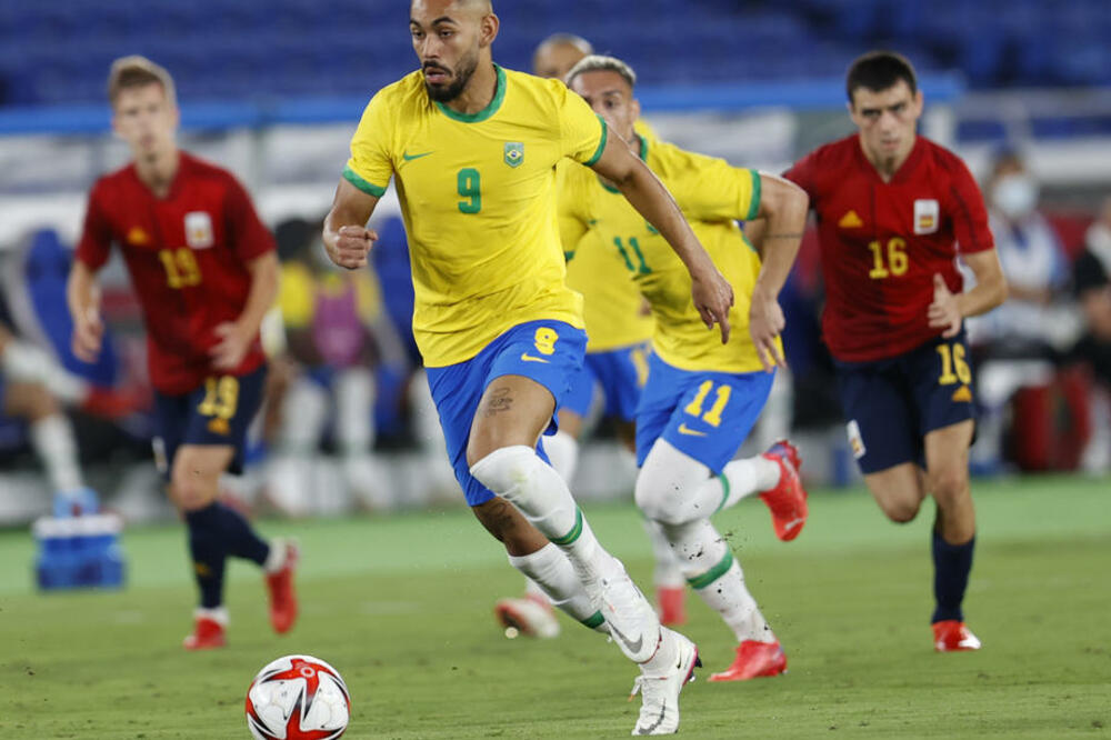 ATLETIKO IZDVOJIO 30 MILIONA ZA BRAZILSKOG NAPADAČA: Kunja stigao u Madrid sa zlatom iz Tokija!