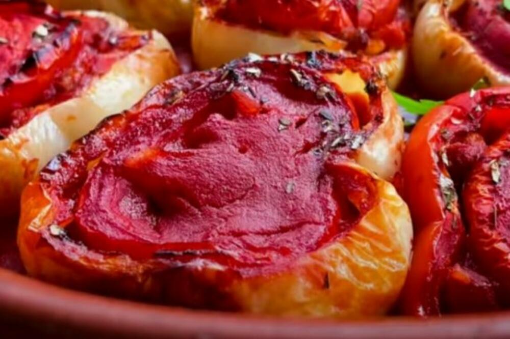 SRBI ODLEPILI ZA MANSTIRSKIM RECEPTOM PUNJENIH PAPRIKA: Ovakve su samo na HILANDARU služili